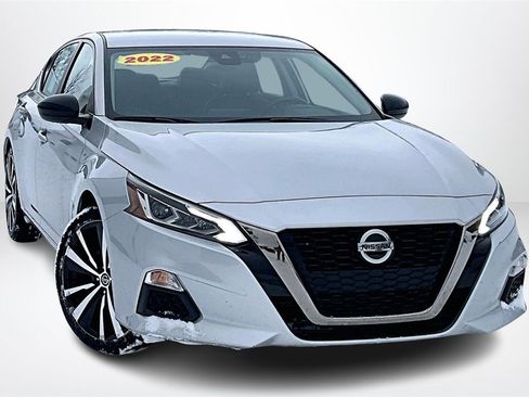 Used 2022 Nissan Altima 2.5 SR image 3