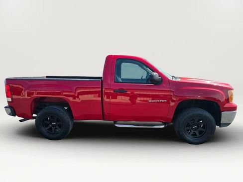 Used 2011 GMC Sierra 1500 SLE w/ SLE Preferred Package AWD/4WD image 5