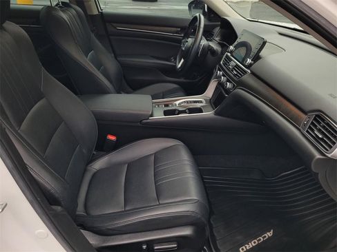 Used 2021 Honda Accord EX-L image 11