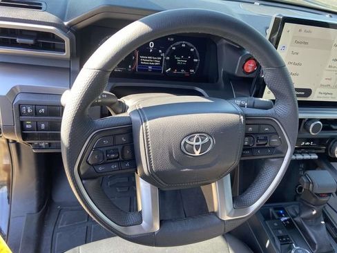 Used 2025 Toyota Tacoma TRD Off-Road AWD/4WD image 14