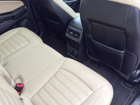 Used 2020 Ford Edge SEL w/ Convenience Package AWD/4WD image 43