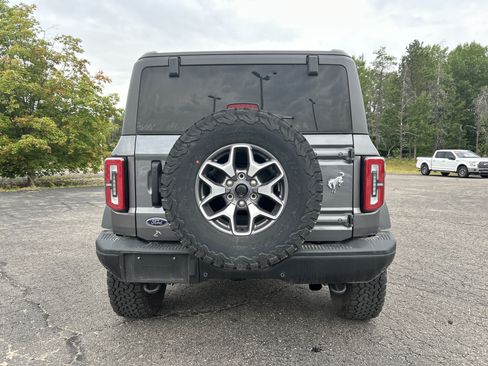 Used 2023 Ford Bronco Badlands AWD/4WD image 5