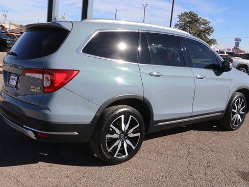 Used 2022 Honda Pilot Touring image 7