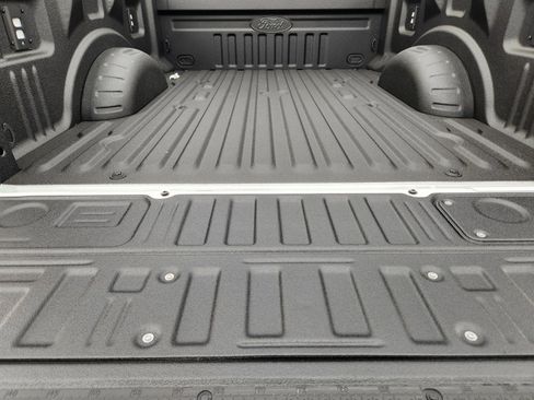 New 2026 Ford F250 Lariat w/ Black Appearance Package AWD/4WD image 27