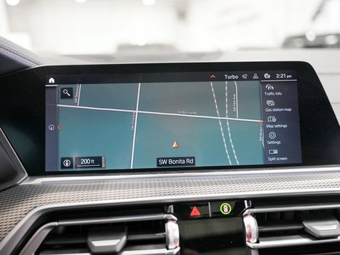 Used 2020 BMW X6 M50i w/ Executive Package AWD/4WD image 21