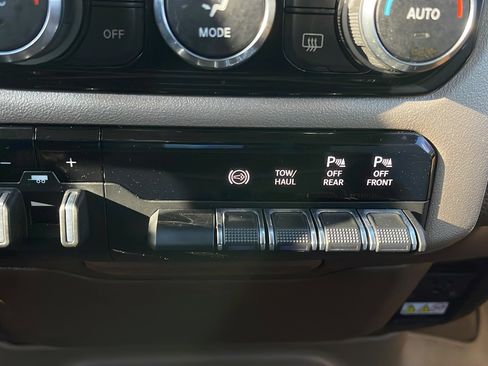 Used 2019 RAM 2500 Laramie image 20