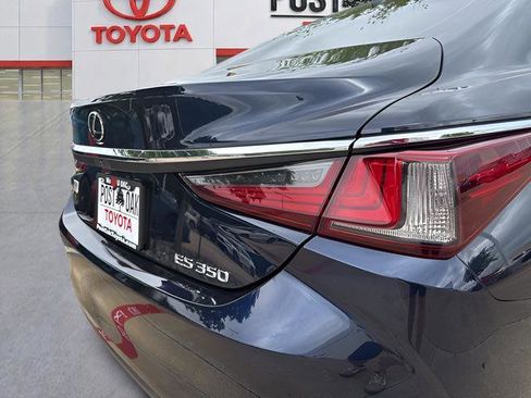 Used 2019 Lexus ES 350 w/ Premium Package image 9