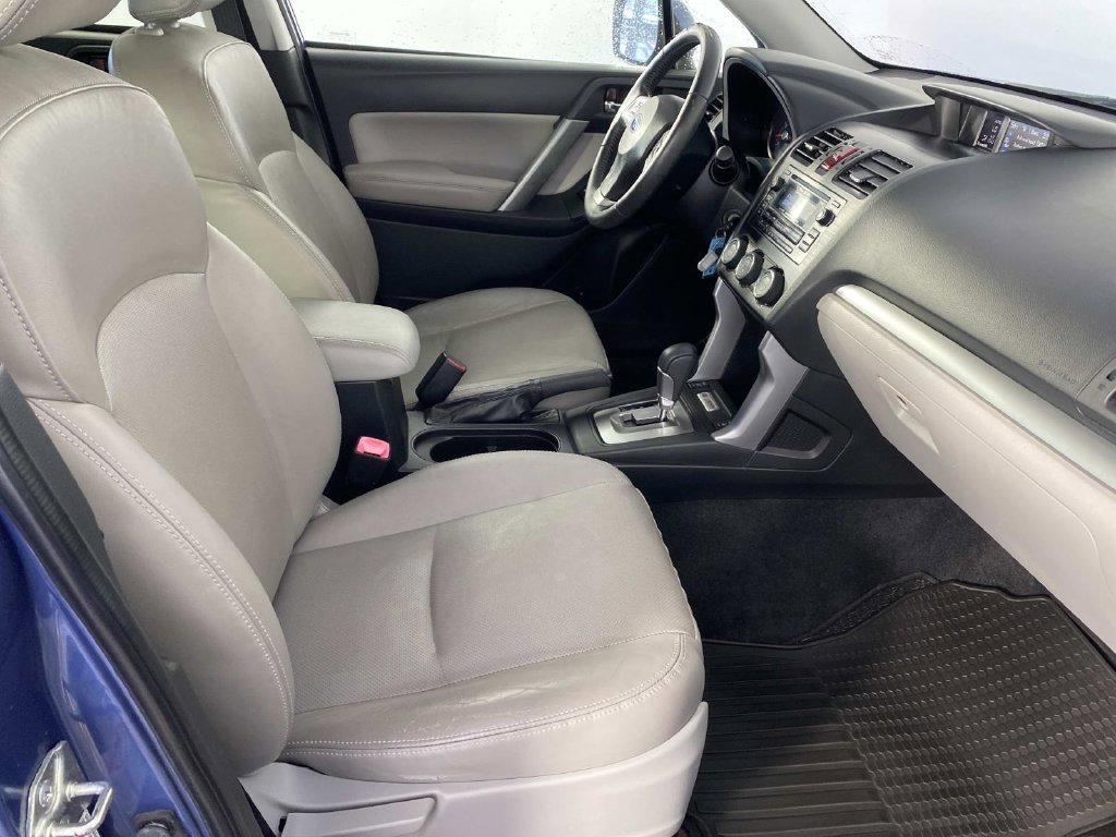 Used 2015 Subaru Forester 2.5i Limited AWD/4WD image 11