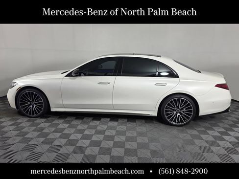 Certified 2023 Mercedes-Benz S 580 4MATIC Sedan image 3