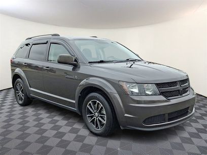 Used 2017 Dodge Journey SE w/ Flexible Seating Group