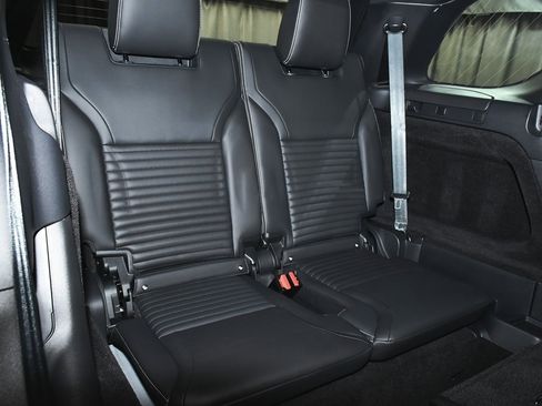 Used 2023 Land Rover Discovery S R-Dynamic image 72