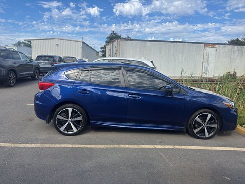 Used 2018 Subaru Impreza 2.0i Sport w/ Popular Package #2 AWD/4WD image 2