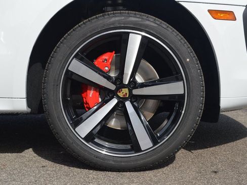 New 2026 Porsche Macan S AWD/4WD image 14