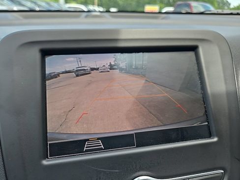 Used 2023 Chevrolet Equinox LS w/ LS Convenience Package FWD image 52
