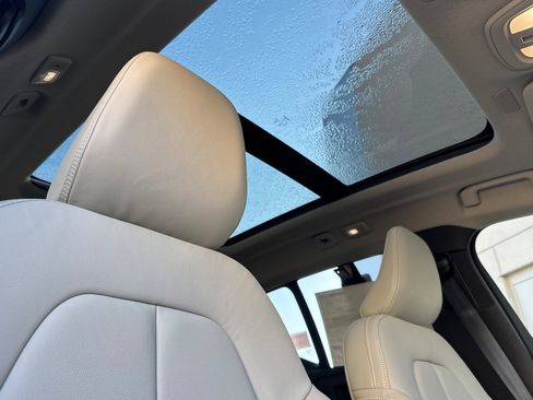 New 2026 Volvo XC40 B5 Plus w/ Protection Package Premier image 18