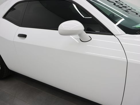 Used 2017 Dodge Challenger SRT Hellcat RWD image 25