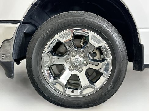 Used 2022 RAM 1500 Big Horn AWD/4WD image 11