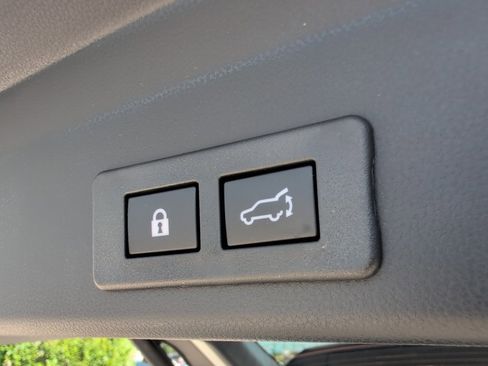 Used 2025 Subaru Ascent Bronze Edition w/ Popular Package #2 image 21