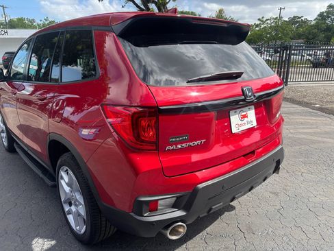 Used 2025 Honda Passport EX-L image 27