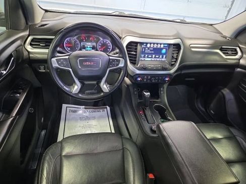 Used 2018 GMC Acadia SLT AWD/4WD image 9