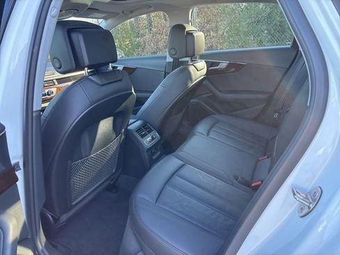 Used 2019 Audi A4 2.0T Premium w/ Convenience Package image 12