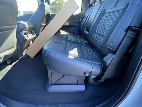 New 2026 Ford F250 Lariat w/ Black Appearance Package AWD/4WD image 11
