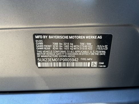 Used 2023 BMW X7 xDrive40i w/ Executive Package image 28