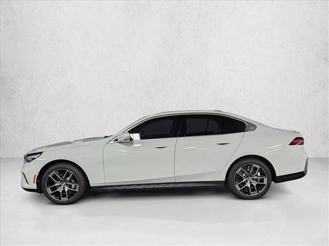 Used 2026 BMW 530i w/ Premium Package RWD image 8