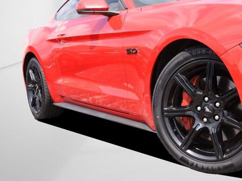 Used 2019 Ford Mustang GT Premium w/ Black Accent Package RWD image 3