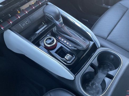 Used 2024 GMC Canyon AT4X image 14