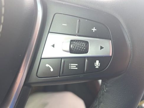 Used 2023 BMW X5 xDrive40i w/ Premium Package image 17