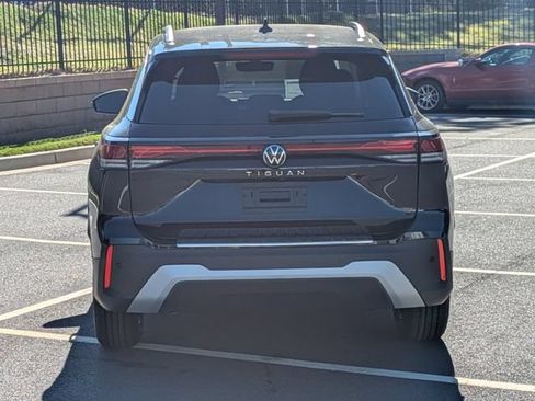 Certified 2026 Volkswagen Tiguan S FWD image 5