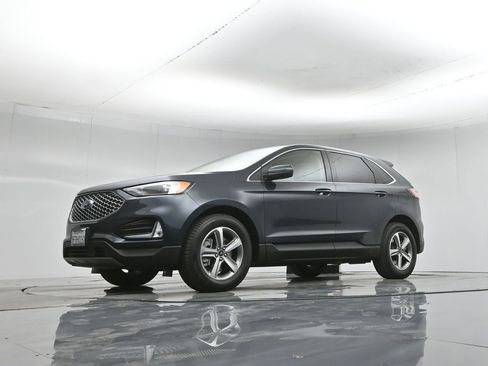 Certified 2023 Ford Edge SEL w/ Convenience Package AWD/4WD image 47