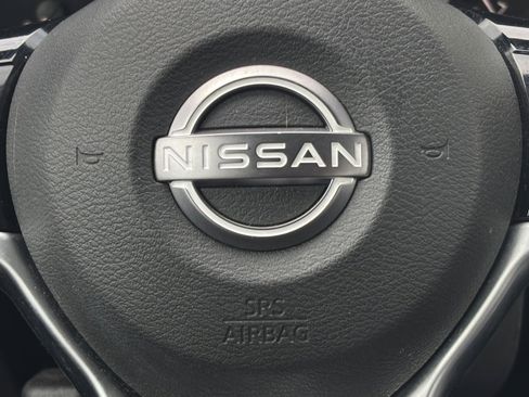 Used 2023 Nissan Altima 2.5 SR FWD image 12