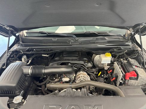 Used 2019 RAM 1500 Big Horn AWD/4WD image 38