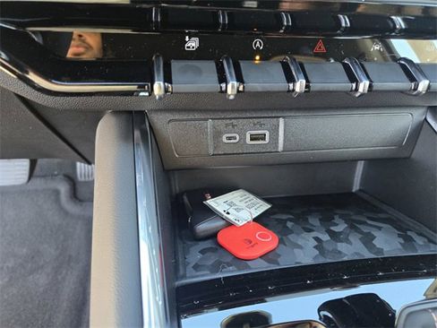 New 2026 GMC Canyon AT4 image 18