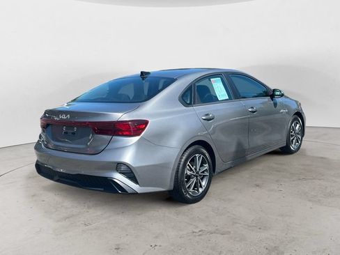 Used 2024 Kia Forte LXS FWD image 5