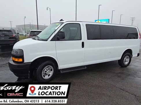 Used 2023 Chevrolet Express 3500 LS image 4
