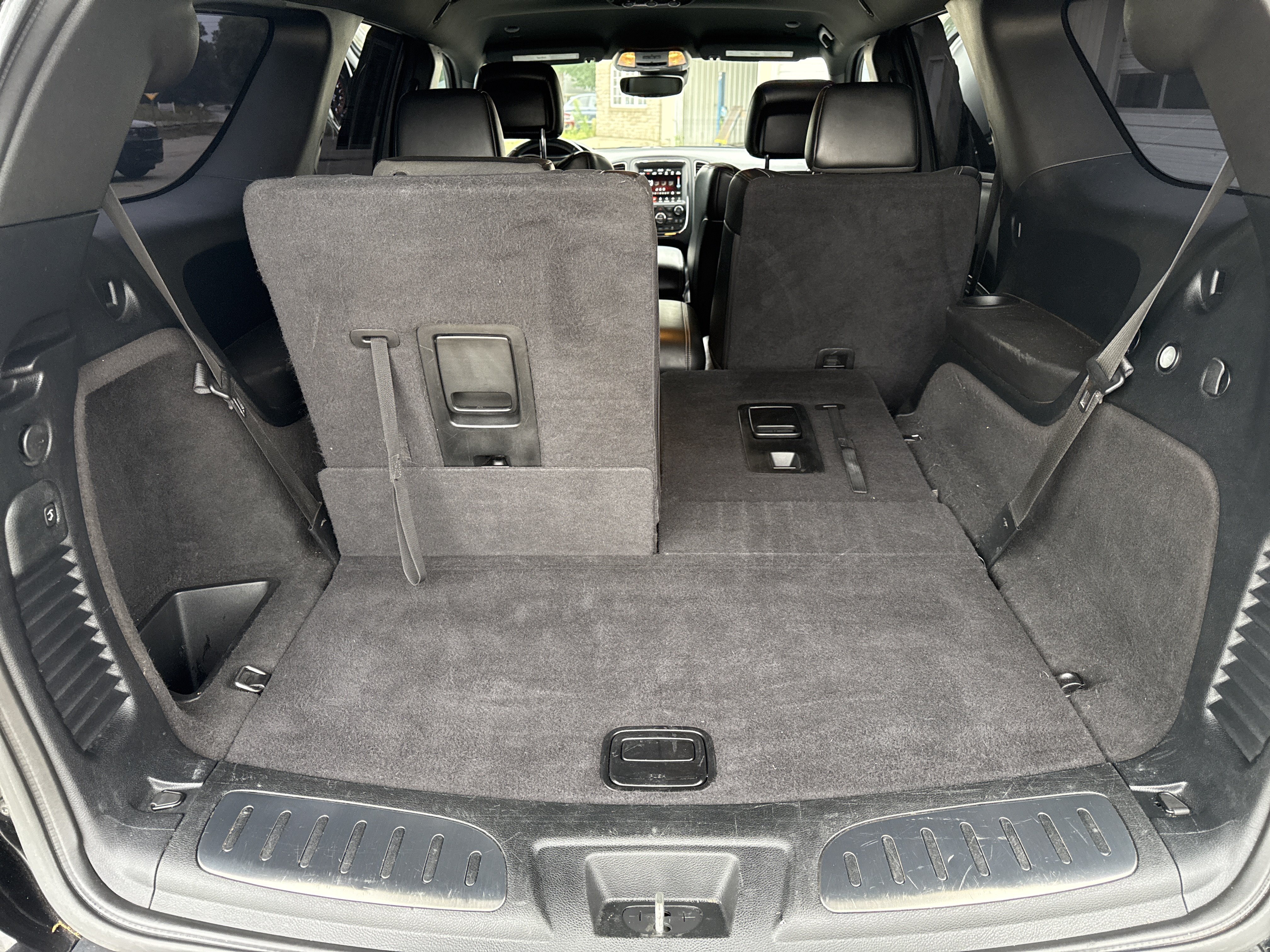 Used 2018 Dodge Durango SRT w/ Technology Group AWD/4WD image 7