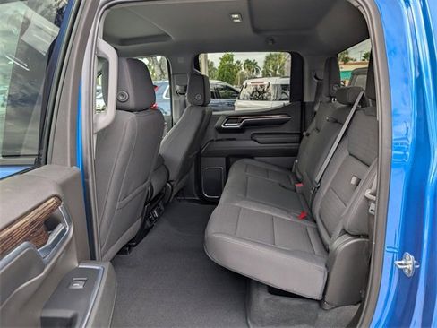 Used 2024 GMC Sierra 1500 Elevation image 8