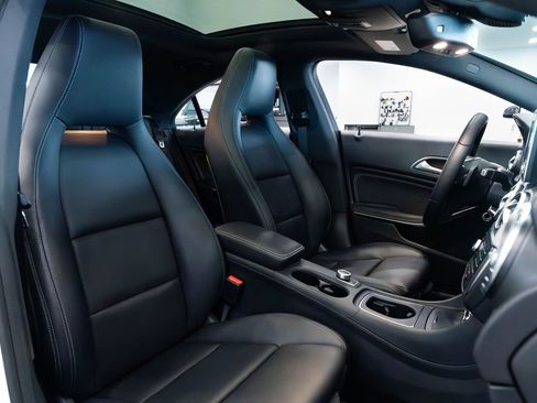 Used 2016 Mercedes-Benz CLA 250 4MATIC image 25