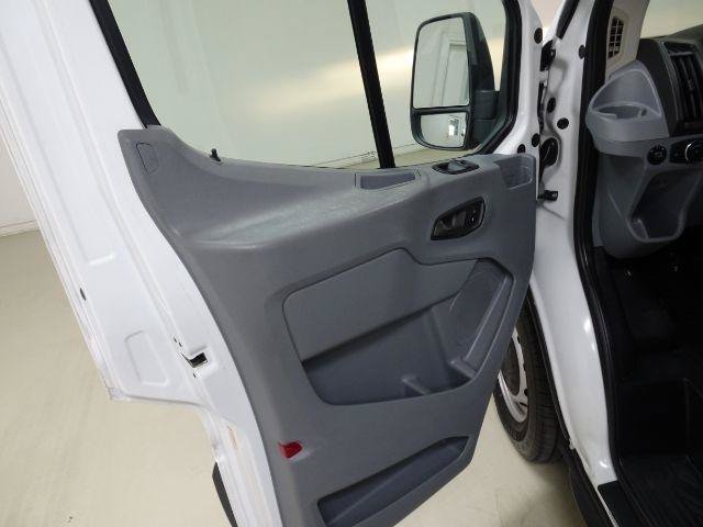 Used 2018 Ford Transit 250 148 Medium Roof RWD image 22