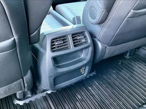 Used 2023 Honda Passport EX-L image 10