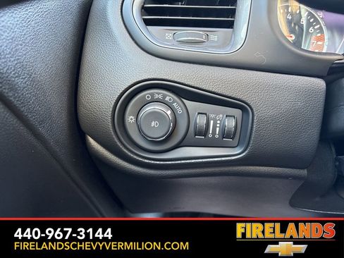Used 2022 Jeep Renegade Latitude w/ Convenience Group image 16
