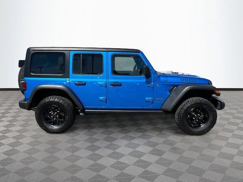 Used 2024 Jeep Wrangler Unlimited AWD/4WD image 8