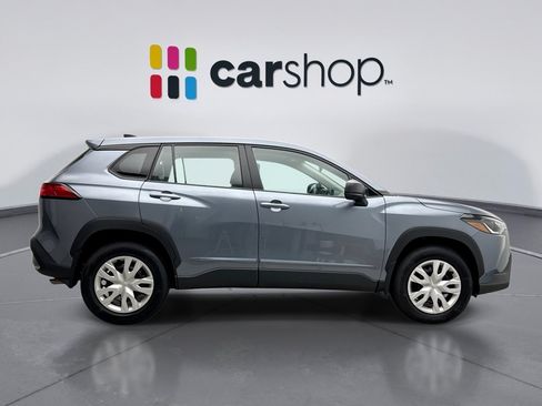 Used 2024 Toyota Corolla Cross L AWD/4WD image 6