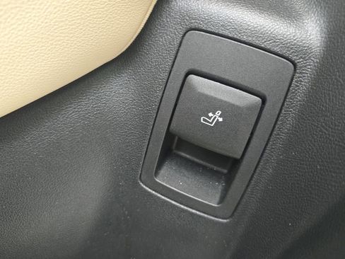 Certified 2024 BMW X3 xDrive30i w/ Premium Package image 27