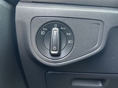 Used 2019 Volkswagen Atlas SE AWD/4WD image 19