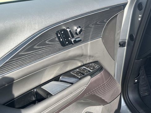 Certified 2025 Cadillac Lyriq Sport RWD image 18