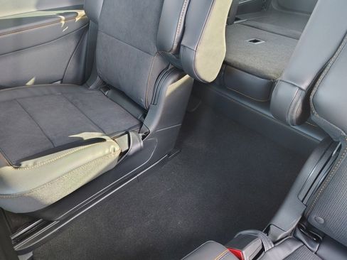 New 2026 Ford Explorer Tremor w/ Tremor Convenience Package image 29